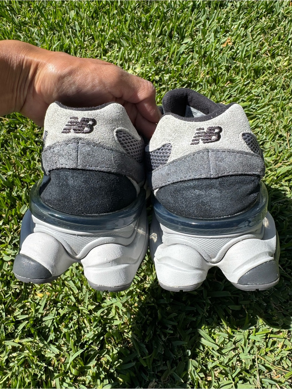 New Balance Gender Inclusive 9060 Sneaker - Picture 6 of 11